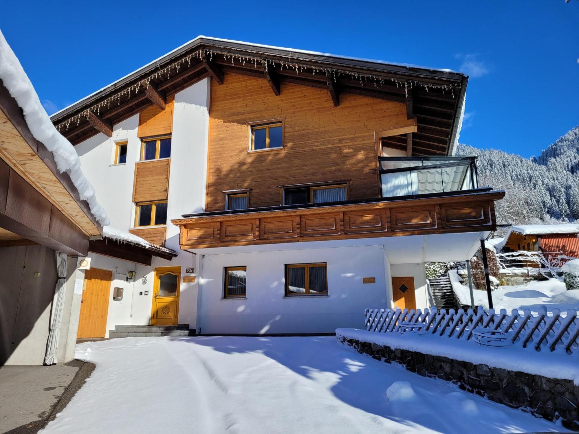 Alpenglueck Montafon Apartman Sankt Gallenkirch Kültér fotó